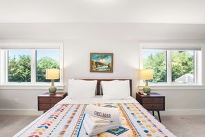 3 habitaciones, tabla de planchar con plancha, wifi y ropa de cama 