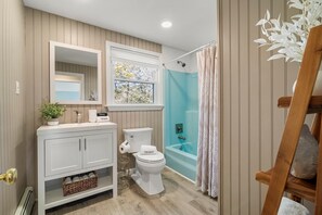 Shower, hair dryer, towels, shampoo - Updated A-Frame w/ Game Room, Short Drive to Beach! (Barnstable)