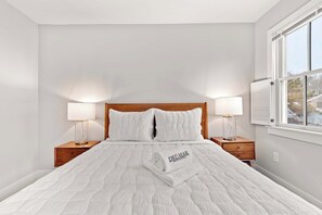 3 soverom, strykejern/-brett, wi-fi og sengetøy