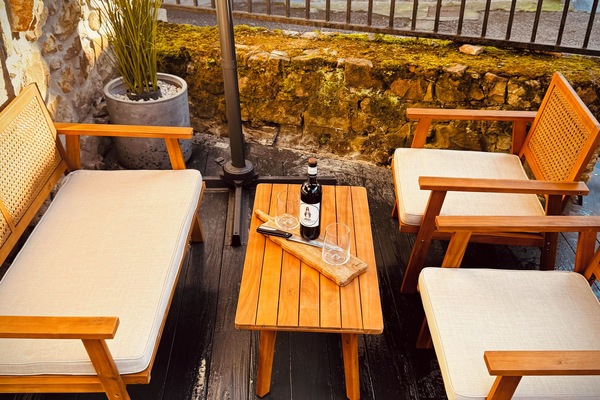 Outdoor Patio (3)