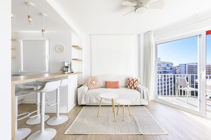 Interior - A&N Mar Azul (Torre del Mar)