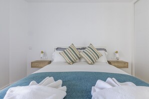 Bügeleisen/Bügelbrett, kostenloses WLAN, Bettwäsche