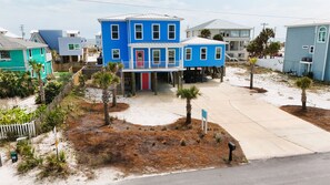 Exterior - Amazing beach house, private heated pool and separate In-Law suite. (Navarre)