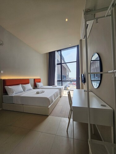 Room at Weld Quay Georgetown