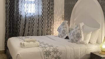 Comfort Double Room | In-room safe, free WiFi