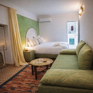 Kamar Comfort | Brankas, Wi-Fi gratis, dan seprai linen