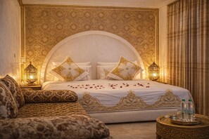 Deluxe Room | In-room safe, free WiFi, bed sheets - Riad Rayahana Fes (Fes)
