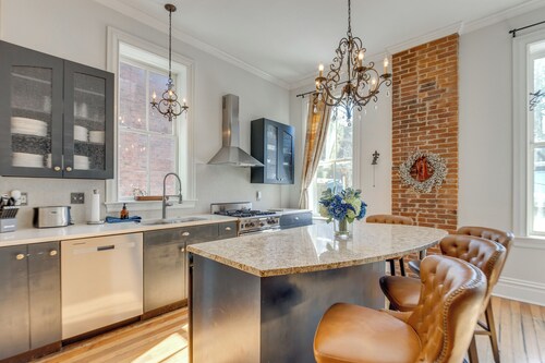 Home 2 Mi to Dtwn St Louis: Great for Families!