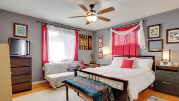 House (3 Bedrooms) | Interior