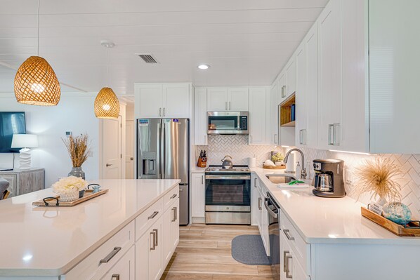 House (2 Bedrooms) | Interior