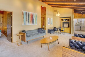 House (3 Bedrooms) | Interior - Private Beach Access: Serene Escape in Depoe Bay (Depoe Bay)