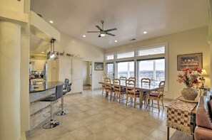 Interior - Chic Paradise Home w/ Terrace: 13 Mi to Wineries! (Chico)