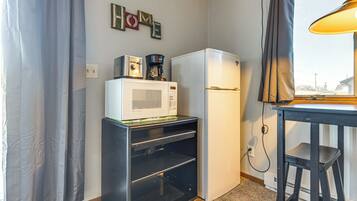 Apartment (0 Bedroom) | Interior