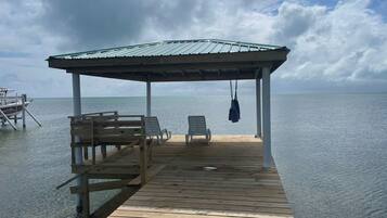 House | 3 bedrooms, desk, soundproofing, Internet