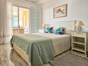 1 Schlafzimmer, Bügeleisen/Bügelbrett, Reisekinderbett, kostenloses WLAN