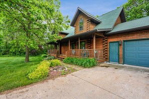 House - Wazeecha Lodge in Wisconsin Rapids (Wisconsin Rapids)