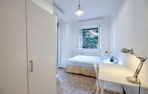 3 habitaciones, tabla de planchar con plancha y wifi gratis 