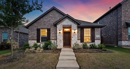 Single-level Home Game Area Ideal for Long Stays
