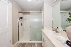 House | 2 bedrooms, Internet - Amazing Water View w Jacuzzi Sky Lounge (Sparks)
