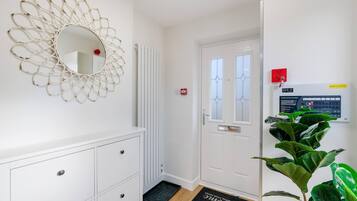 6 bedrooms, free WiFi