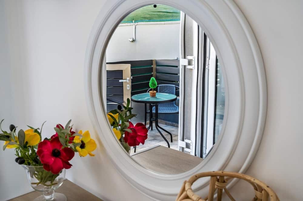 Ariadni Apartment Garden View - Παλαιόκαστρο