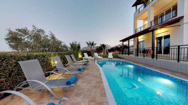 3 bedrooms - Villa Angelika Two-storey House With Pool for 7 (Hersonissos)