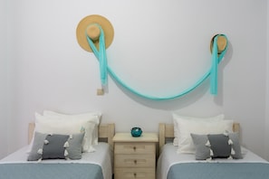 บ้านพัก | 2 ห้องนอน, โต๊ะทำงาน