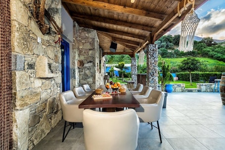 2 habitaciones y escritorio