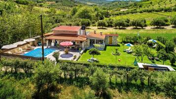 Villa | 2 bedrooms, desk