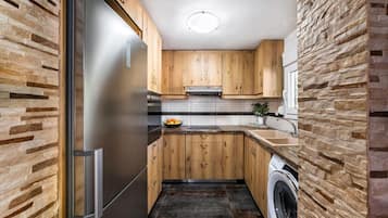 Villa | 2 bedrooms, desk