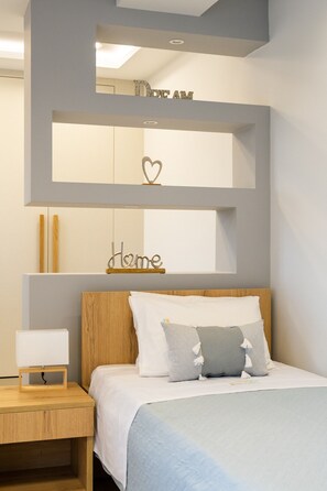 Villa | 3 bedrooms, desk - Marie Nicol Apartments Private Pool 3 Bedrooms (Malevizi)
