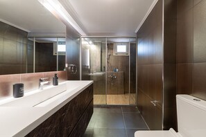 Villa | 3 Schlafzimmer, Schreibtisch