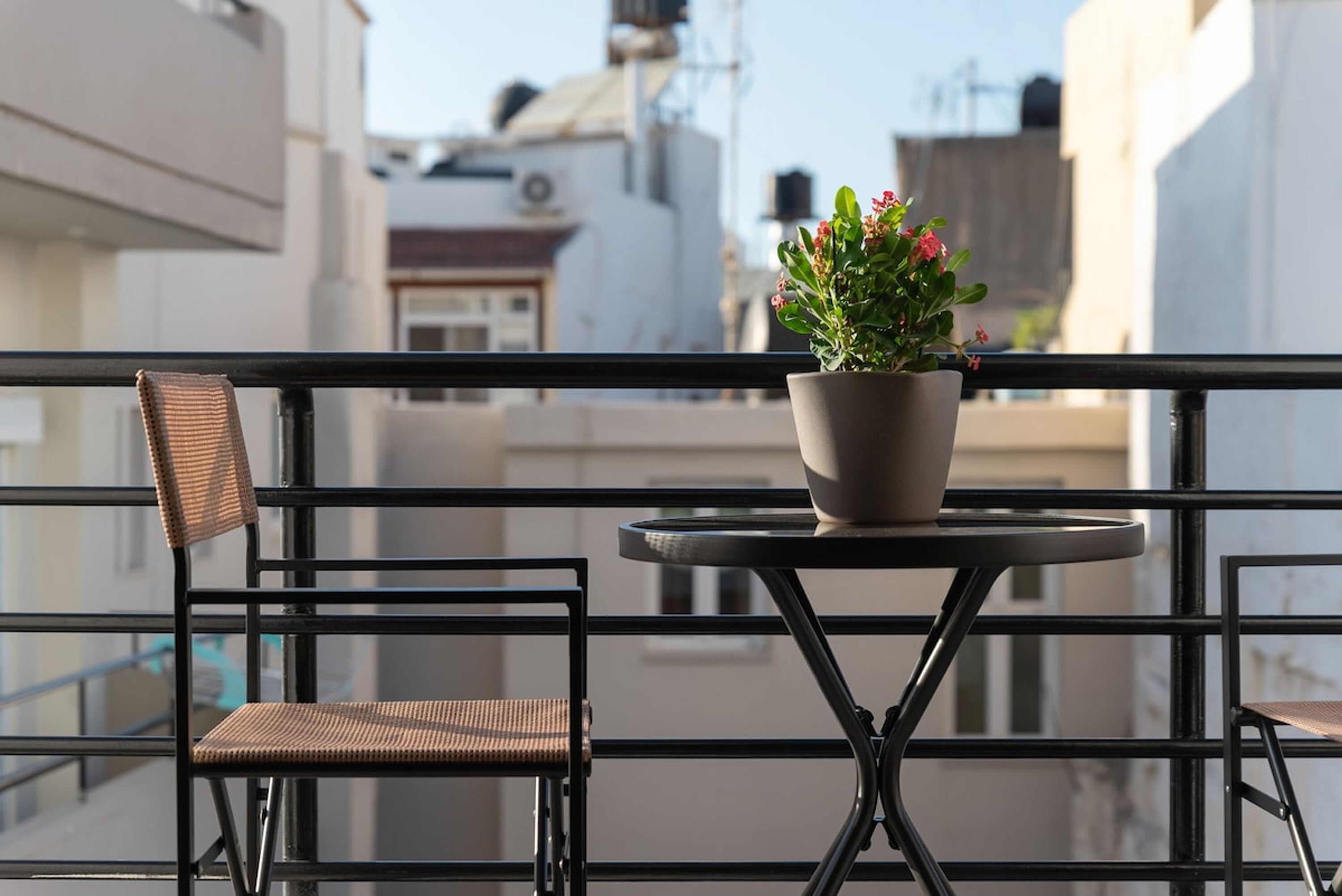 Căn hộ | 2 phòng ngủ, bàn 