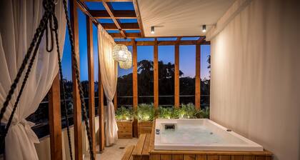 Senaon Urban Living Euphoria With Jacuzzi