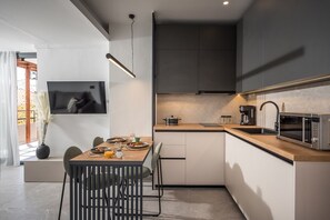 Apartment - Senaon Urban Living Euphoria With Jacuzzi (Heraklion)