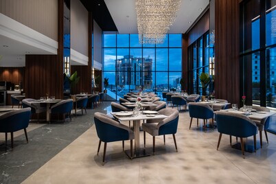 Warwick Al Taif Hotel