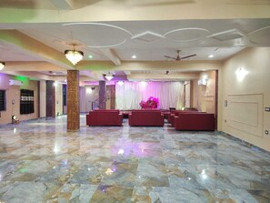 Televisión LED de 22 pulgadas con canales digitales