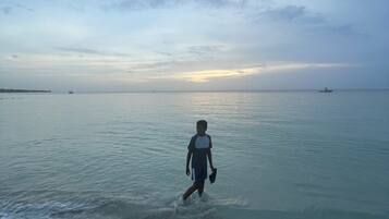 Bungalow, 2 Bedrooms, Accessible, Smoking | Beach