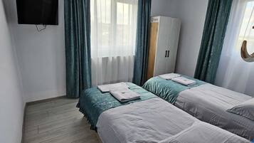5 室のベッドルーム、WiFi、ベッドシーツ