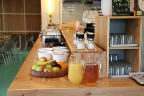 Daily buffet breakfast for a fee - ADAPT APARTMENT HOTEL Siegen (Siegen)