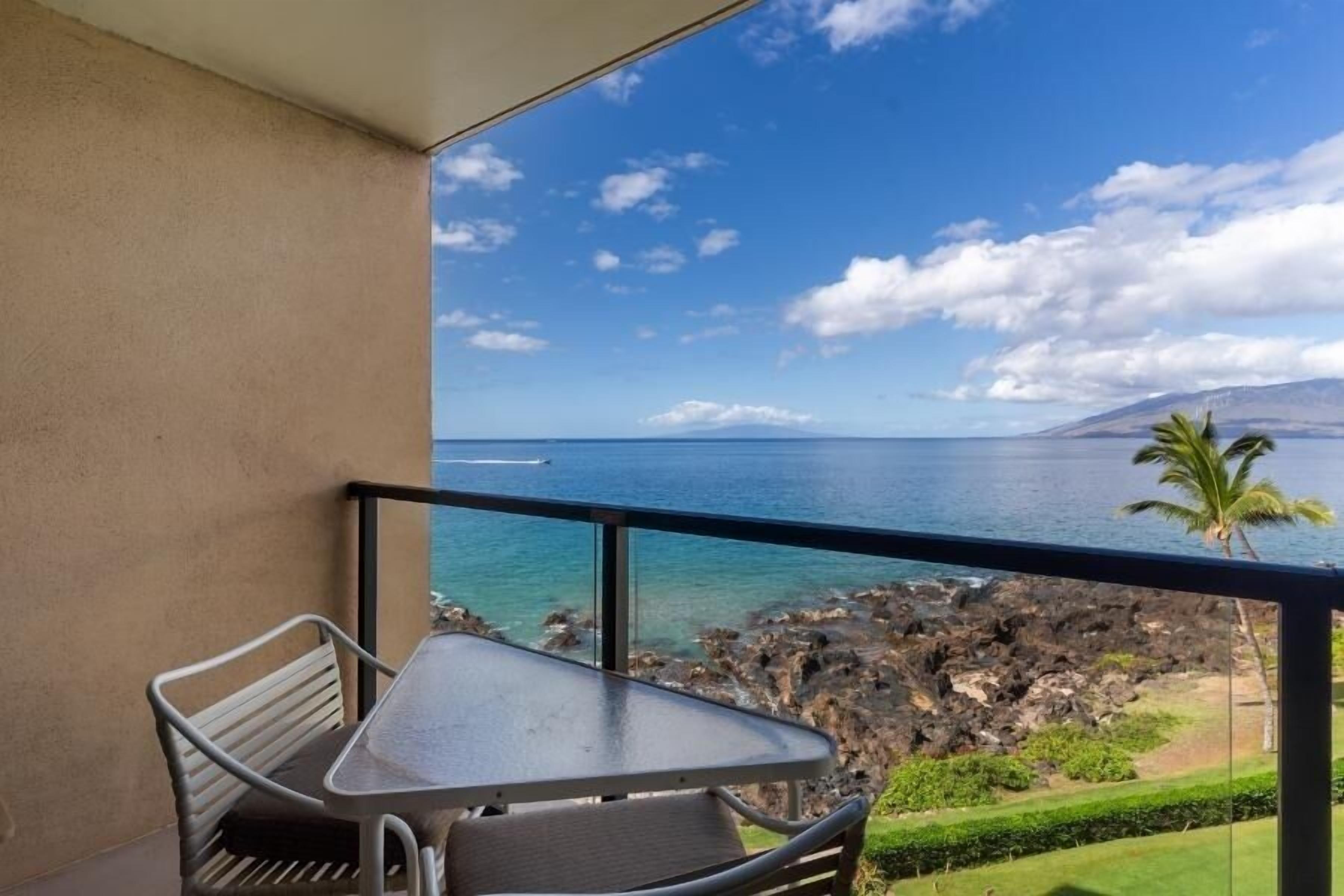 Condo, 1 Bedroom | Outdoor dining