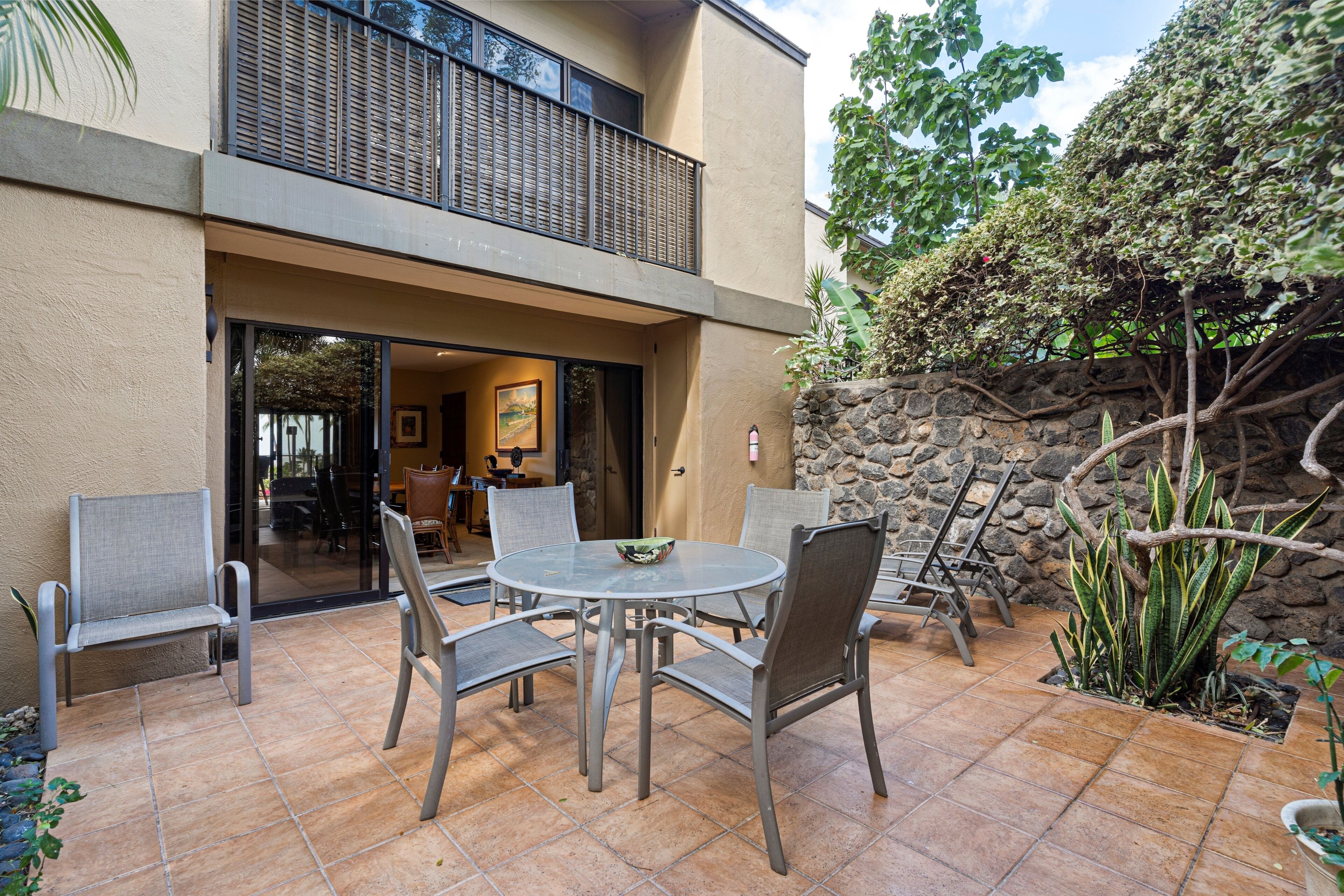 Condo, 2 Bedrooms | Outdoor dining