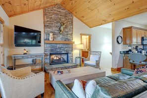 House (3 Bedrooms) | Interior - Sapphire Valley Resort Cabin w/ Fireplaces + Grill (Cashiers)