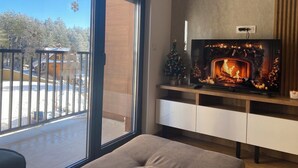Books - New, Complete Equipped Apartment With Spa, Indoor Pool and Parking Place!! (Cajetina)