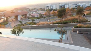 Apartment, 2 Bedrooms, Balcony | Pool