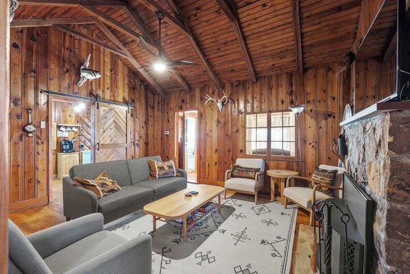 Téléviseur, foyer, bureau