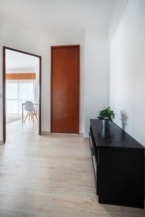 Interior - Large 1 Bed with Pool, Vilamoura (Quarteira)