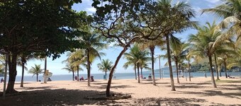 Garatucaia, Angra dos Reis airy house. Family environment 