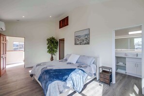 4 bedrooms, iron/ironing board, travel crib, WiFi