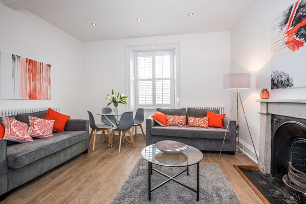 TV, offices - Host & Stay | The Kirkham (Durham)